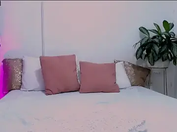 Haylin_bex  live sex cam
