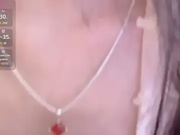 IvyMiss102  live sex cam