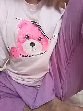 Jhunaki-12  live sex cam