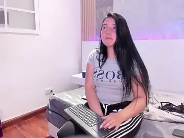 SkyCollins  live sex cam