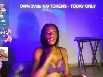 IHeartLeila  live sex cam