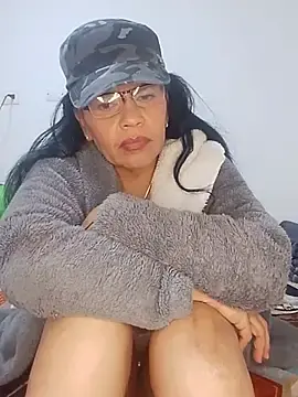 Jennifer_squirt1  live sex cam