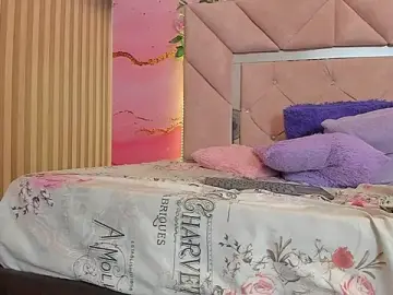 Sweet__luna__  live sex cam