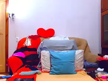 Olvia7985  live sex cam