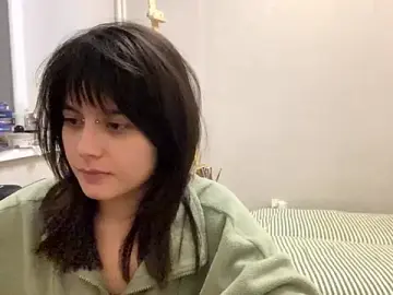 SaintMari  live sex cam