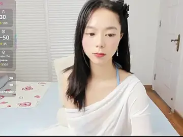 Celili068  live sex cam