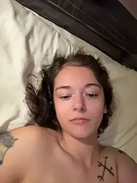 Sassy-Goddess96  live sex cam