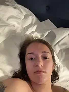 Sassy-Goddess96  live sex cam