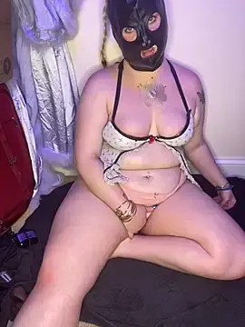 Bigparalyzer  live sex cam