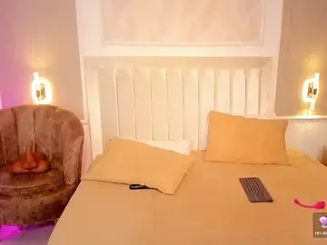 Ariana_colleman  live sex cam