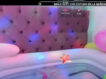 HadaFoster  live sex cam