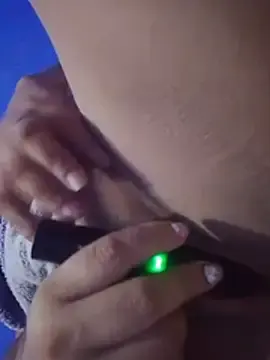 Maruanyeli  live sex cam