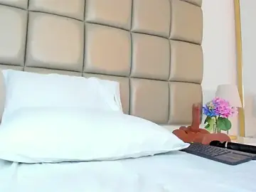 Annybentleii  live sex cam