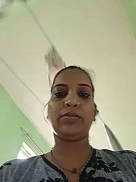 Sexy-Kajal2  live sex cam