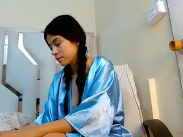 TifanyChill  live sex cam