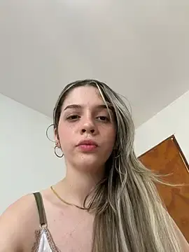 Miaveles  live sex cam