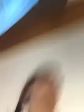 Renegade_vyxxen  live sex cam