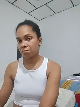 AstridMonroee  live sex cam