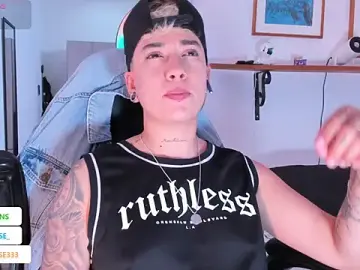 AxelRouse3  live sex cam
