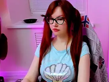 CarolGiggly  live sex cam