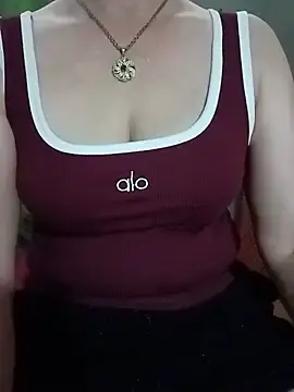 EmthichXyx  live sex cam
