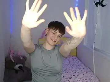 EmyHills  live sex cam