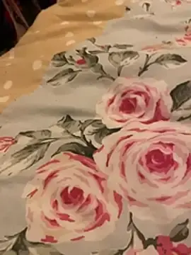 LittleMissIrelandx  live sex cam