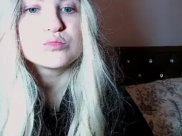 Sara4uu  live sex cam