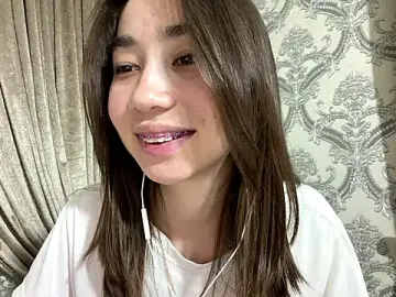 CocoSharms  live sex cam