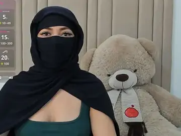 Izadii  live sex cam