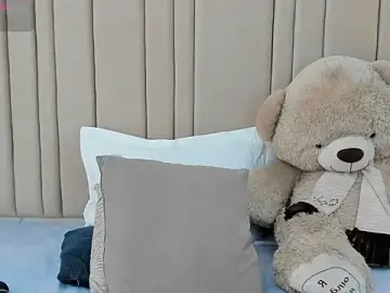 Izadii  live sex cam