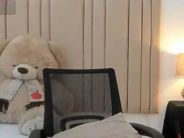 Izadii  live sex cam