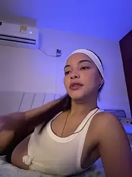 AkiraY10  live sex cam