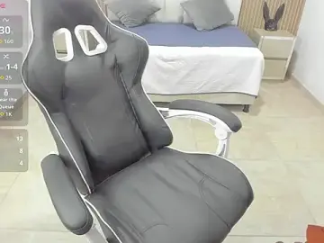 Aziz_daud  live sex cam