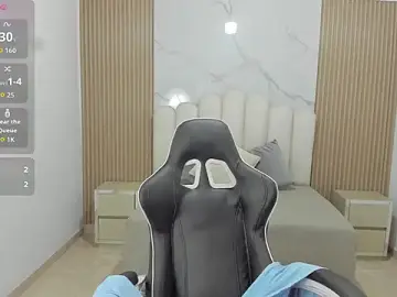 Aziz_daud  live sex cam