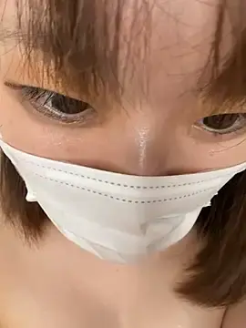 Hiiichan88  live sex cam