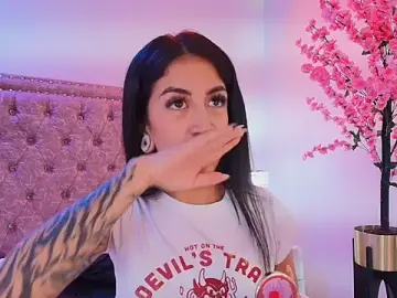 Juless_cornett  live sex cam