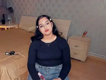 MikaVonner  live sex cam