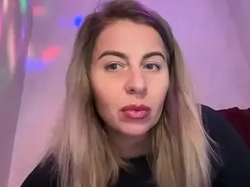 Miravynn  live sex cam