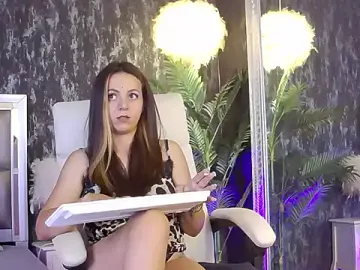 PlayfulElla  live sex cam