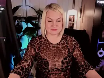 YolandaKiss  live sex cam
