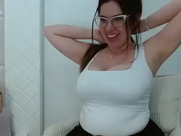Ashlymoon  live sex cam