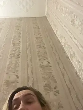 Mia-kis  live sex cam