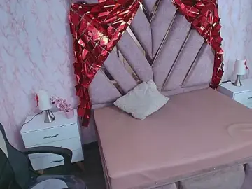 Milabloomm  live sex cam