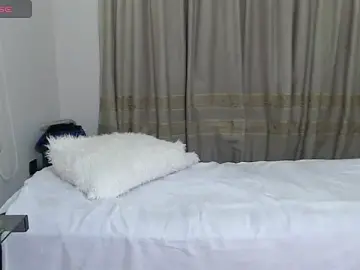 Pyninahot  live sex cam