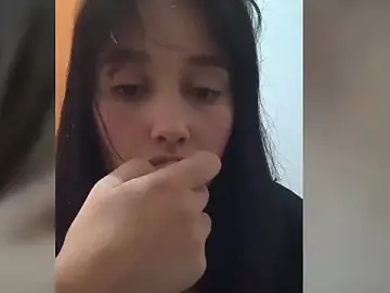 DanielleYamauchi  live sex cam