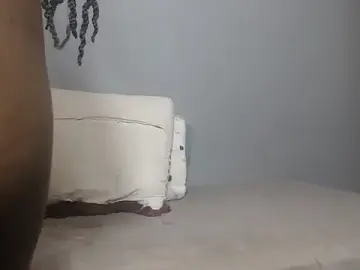 MelininNaledi  live sex cam