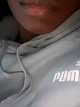 Roseblue2  live sex cam