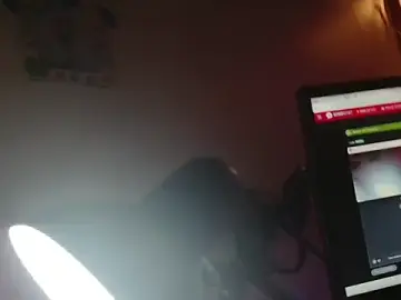 Slut_Milf  live sex cam