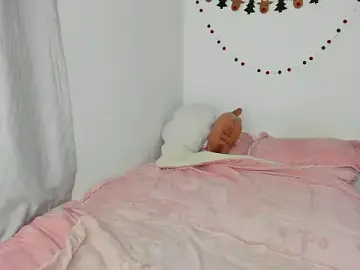 Artic_love  live sex cam